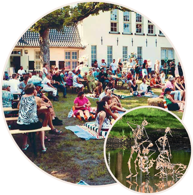 Bezoekers genieten van een culturele activiteit